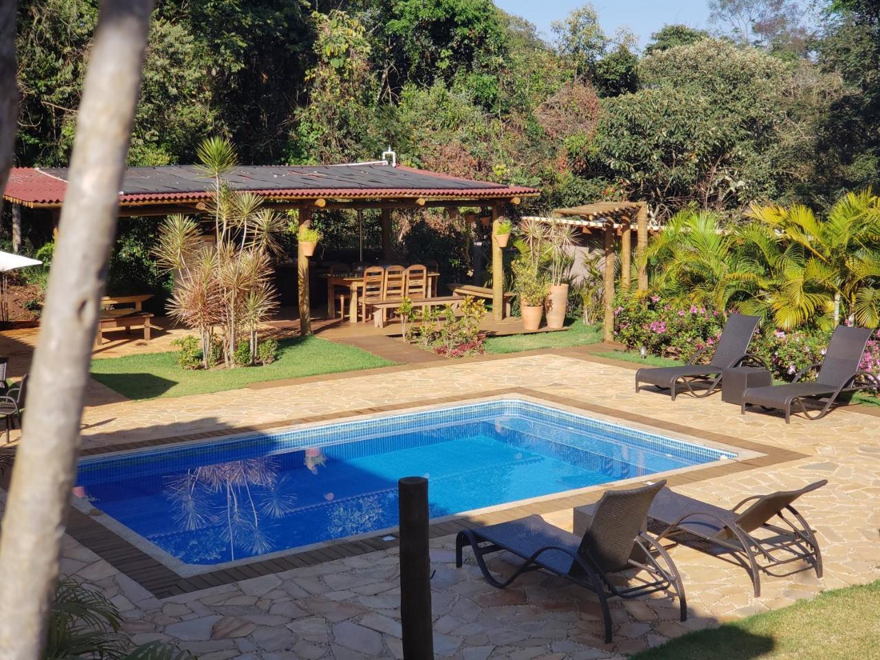 Pousada Casa De Abrahao Brumadinho Exterior photo