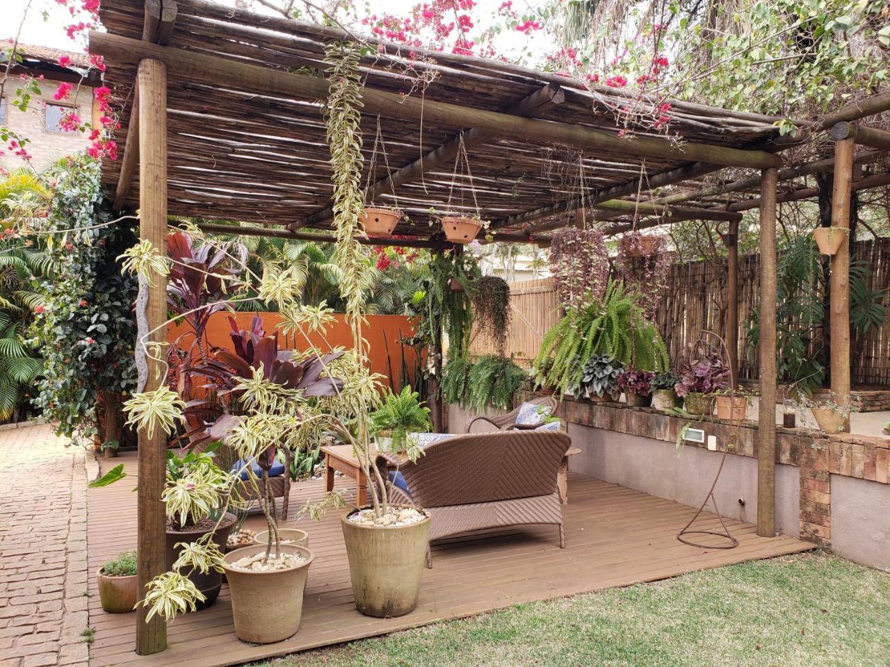 Pousada Casa De Abrahao Brumadinho Exterior photo